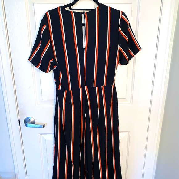 Lush Striped Front Tie Jumper - Picture 6 of 8